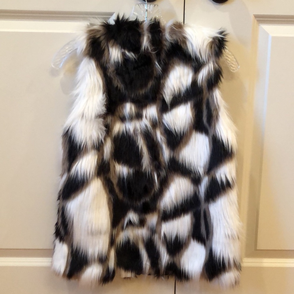 Ragdoll & Rockets fur vest - Picture 4 of 5